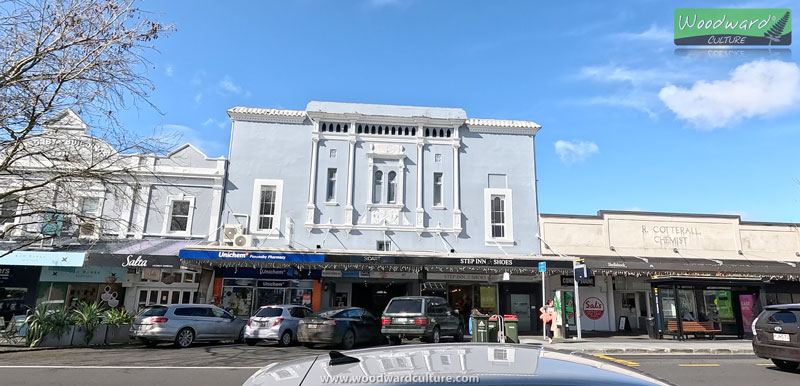 Old shop buildings in Ponsonby - Auckland, New Zealand - Woodward Culture