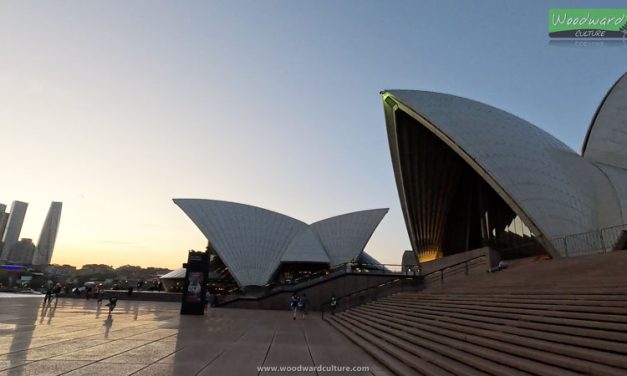 Circular Quay to Sydney Opera House – 4K Walk